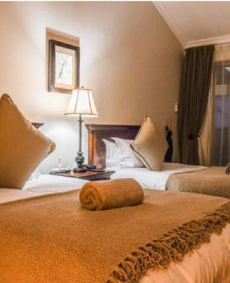 white-lion-safaris-free-state-lodge-02