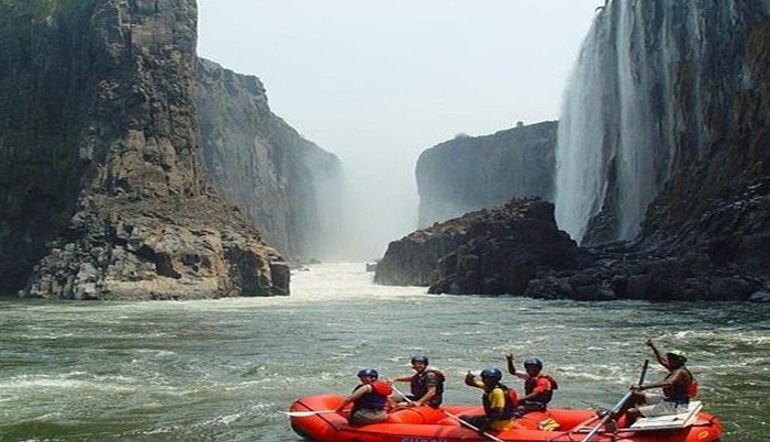whitelion-safaris-victoria-falls-03